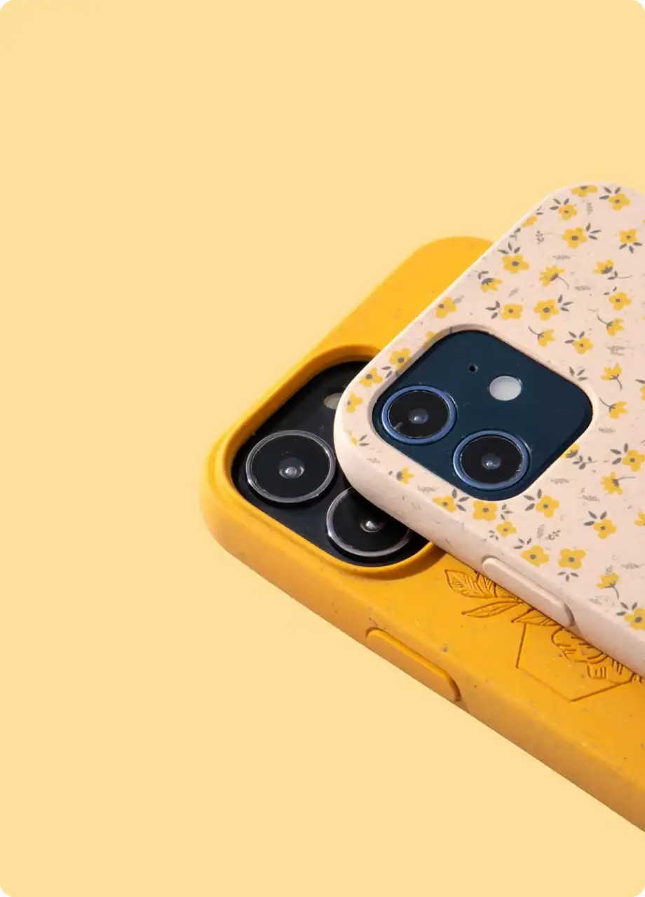 Soft floral phone case with yellow and white design for iPhone 12/11.